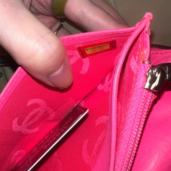 Authentic Chanel wallet - Picture 6 of 7